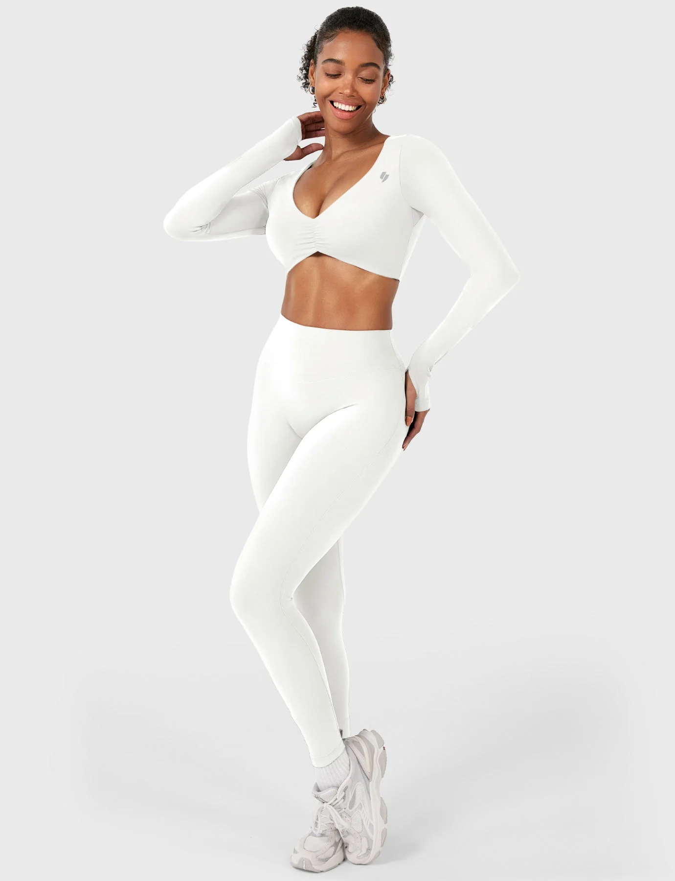 Yeoreo Agantha Ruched Long Sleeve Top - Image 10