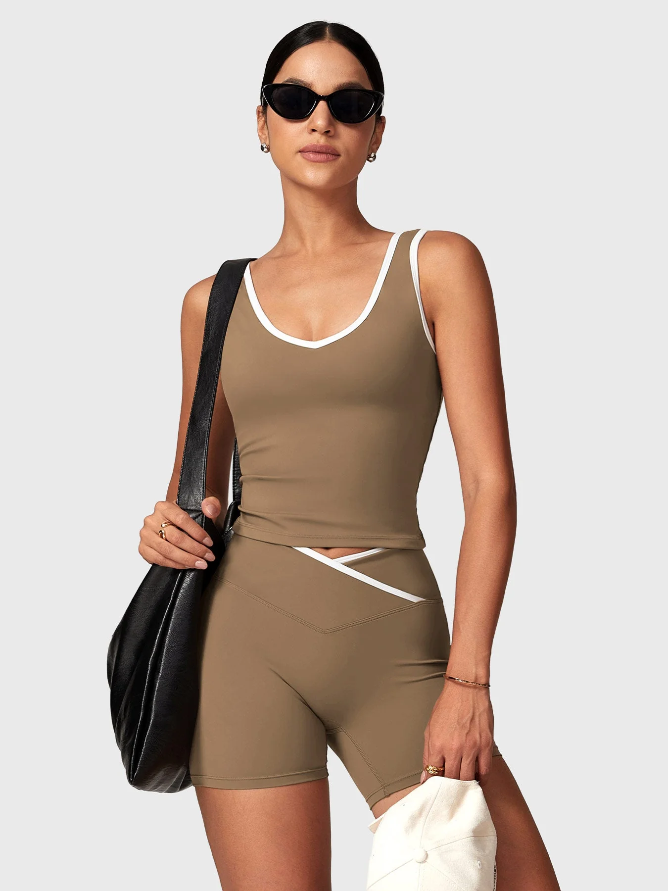 Yeoreo Alberta Contrast Trim Short Sports Set - Image 23