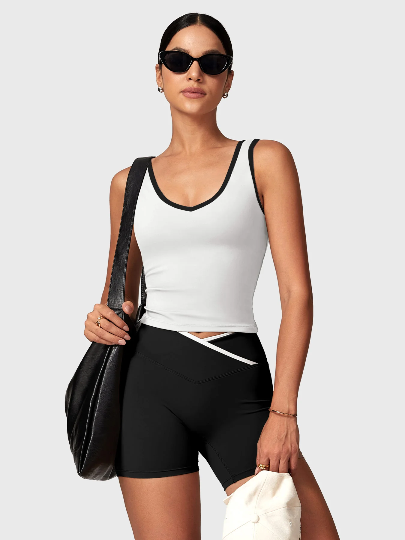 Yeoreo Alberta Contrast Trim Short Sports Set - Image 41