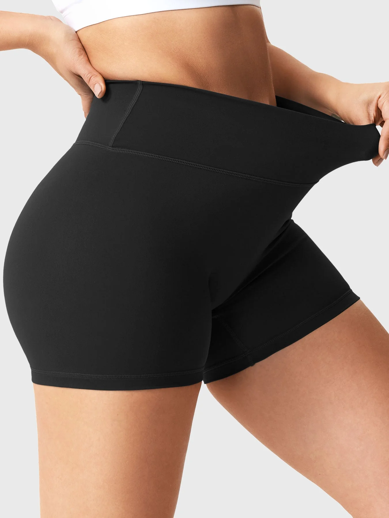 Yeoreo Craze 3.6" Scrunch Shorts - Image 3