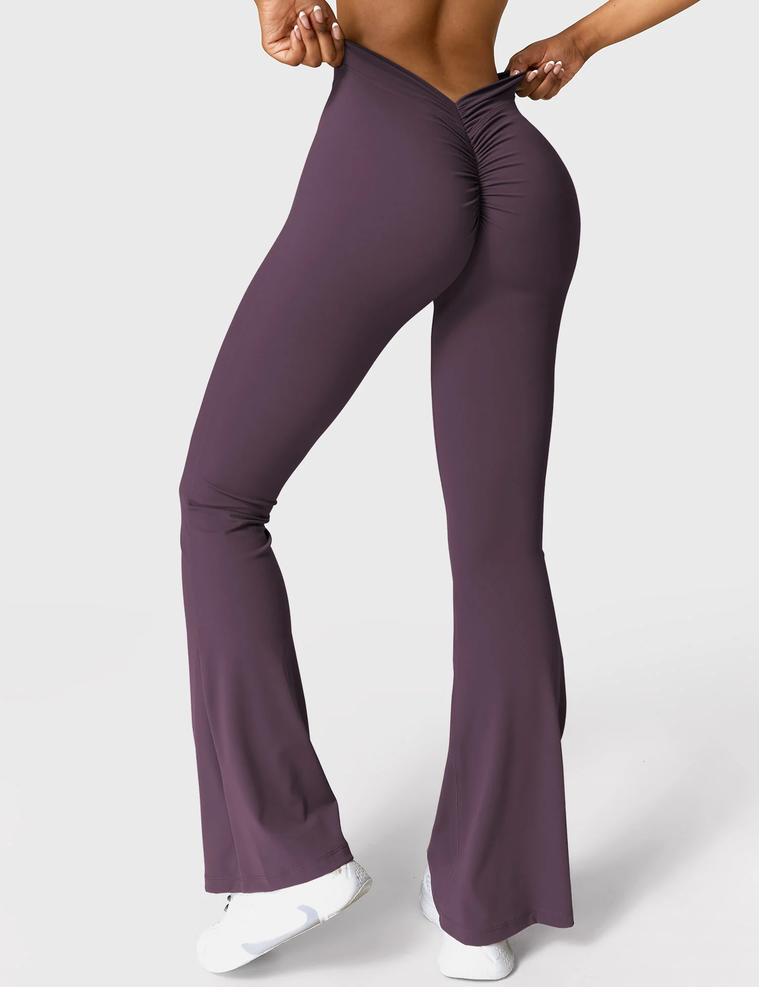 Yeoreo Daze V-back Flare Leggings - Image 95