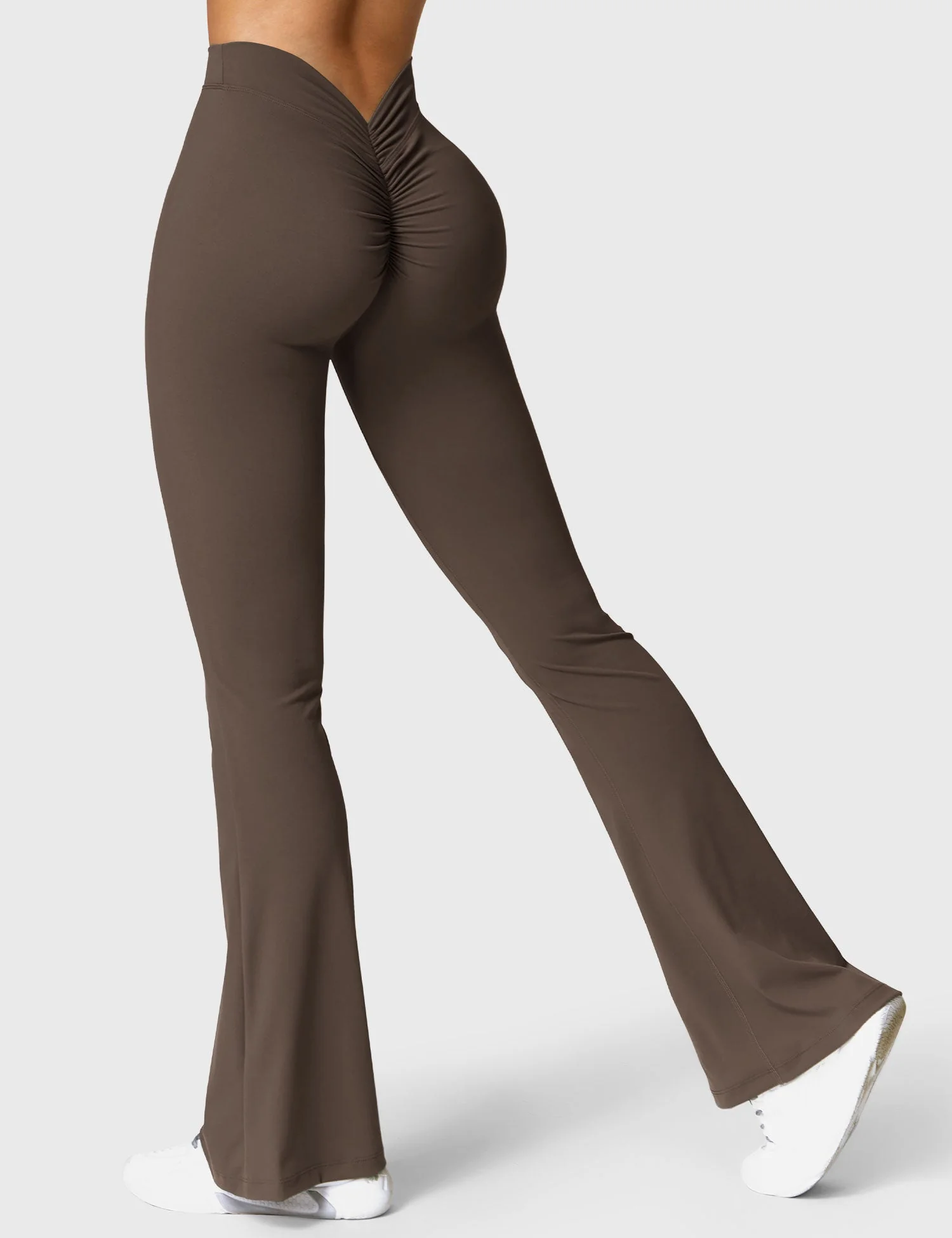 Yeoreo Daze V-back Flare Leggings - Image 25