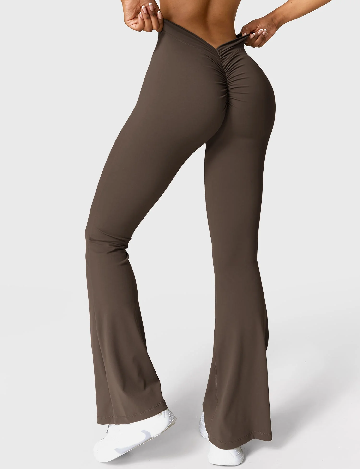 Yeoreo Daze V-back Flare Leggings - Image 29