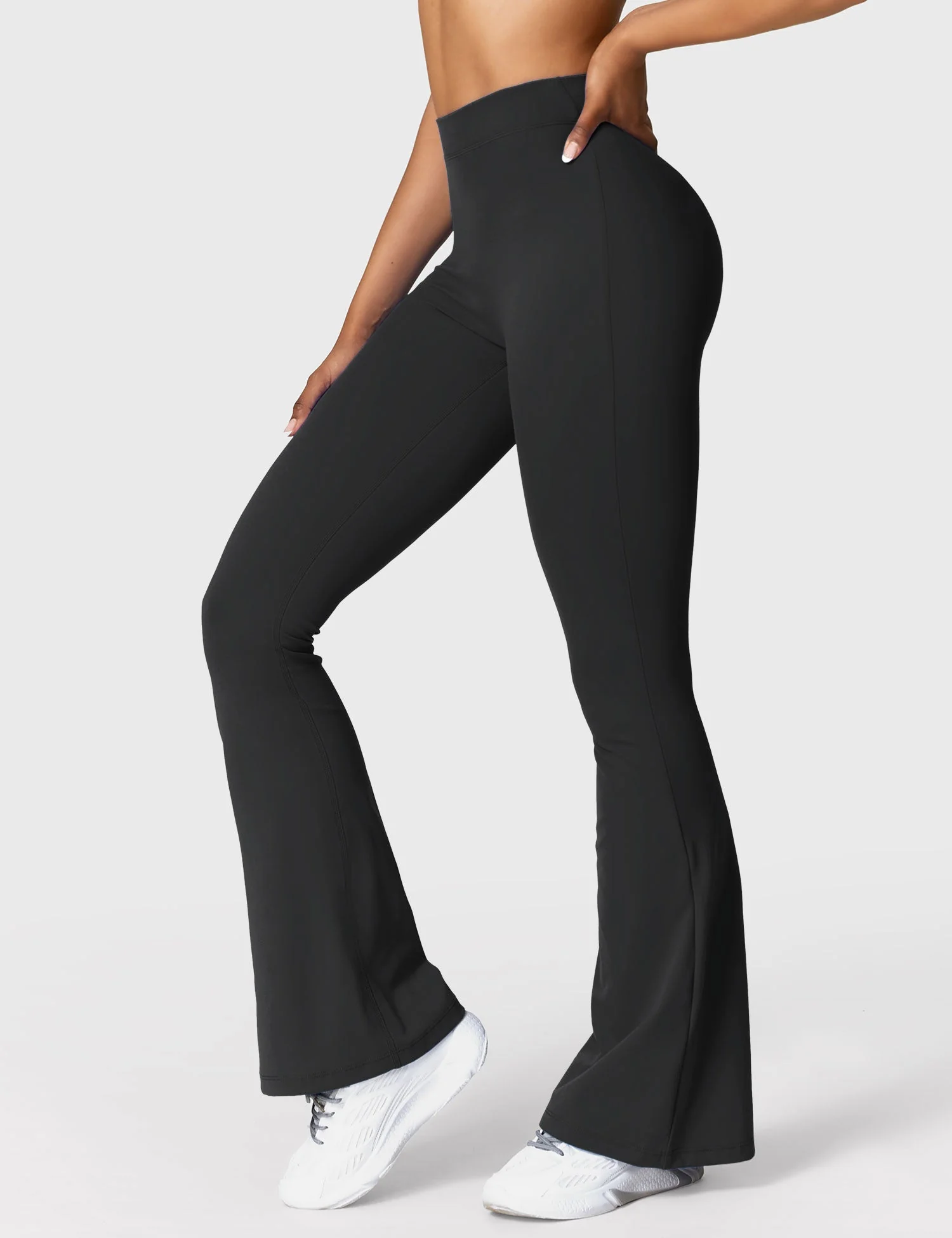 Yeoreo Daze V-back Flare Leggings - Image 3