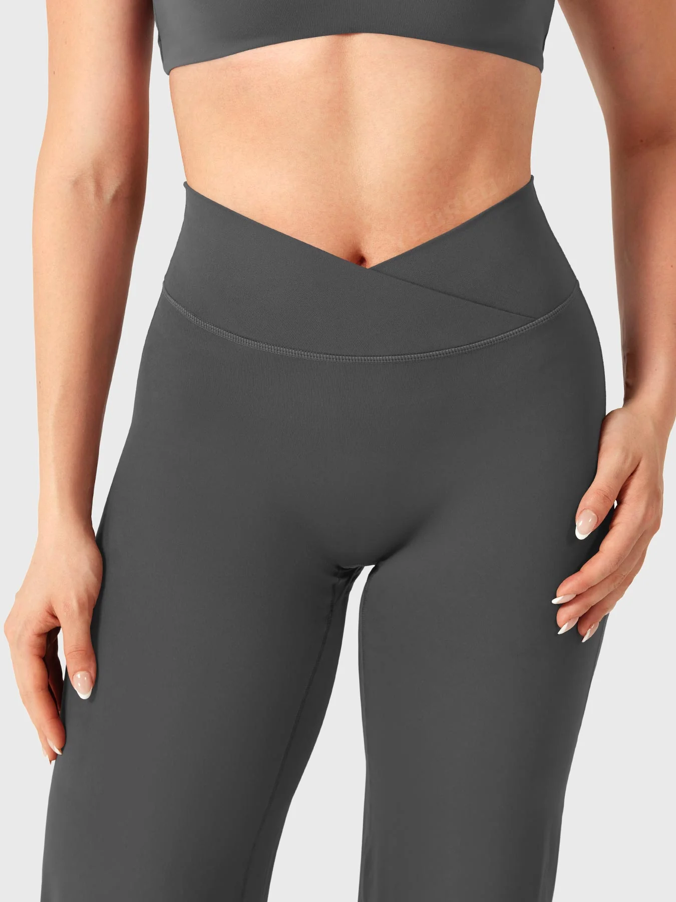 Yeoreo Eddiy 31.5" V-Waistband Straight Leggings - Image 21