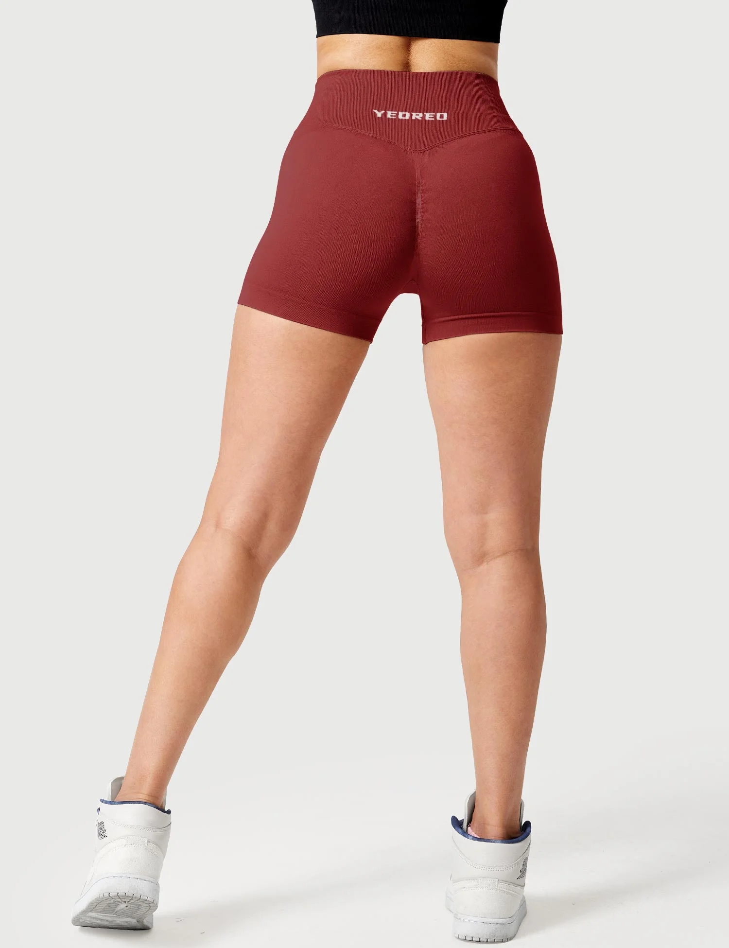 Yeoreo 3.6” Amplify V-Waistband Shorts - Image 17