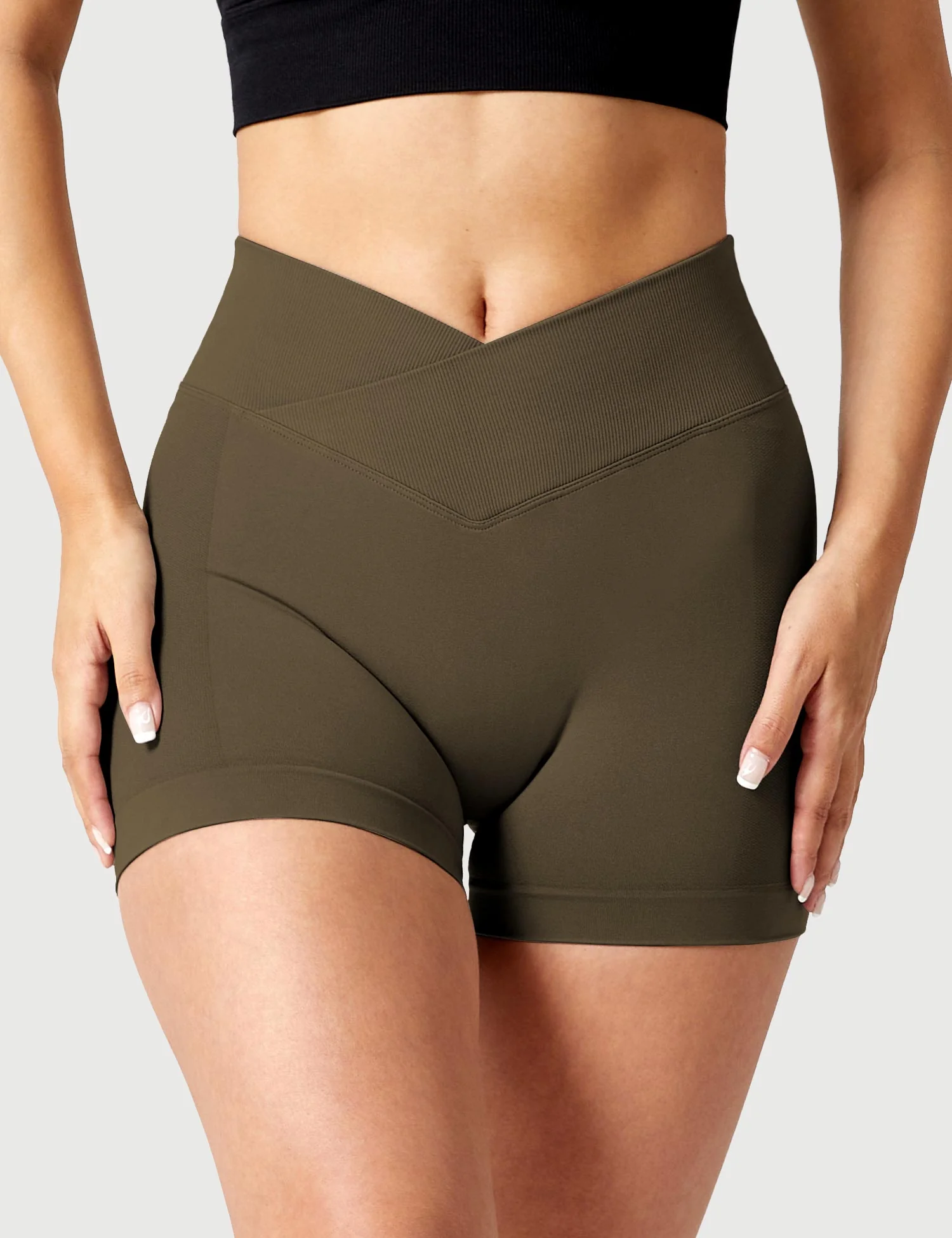 Yeoreo 3.6” Amplify V-Waistband Shorts - Image 25