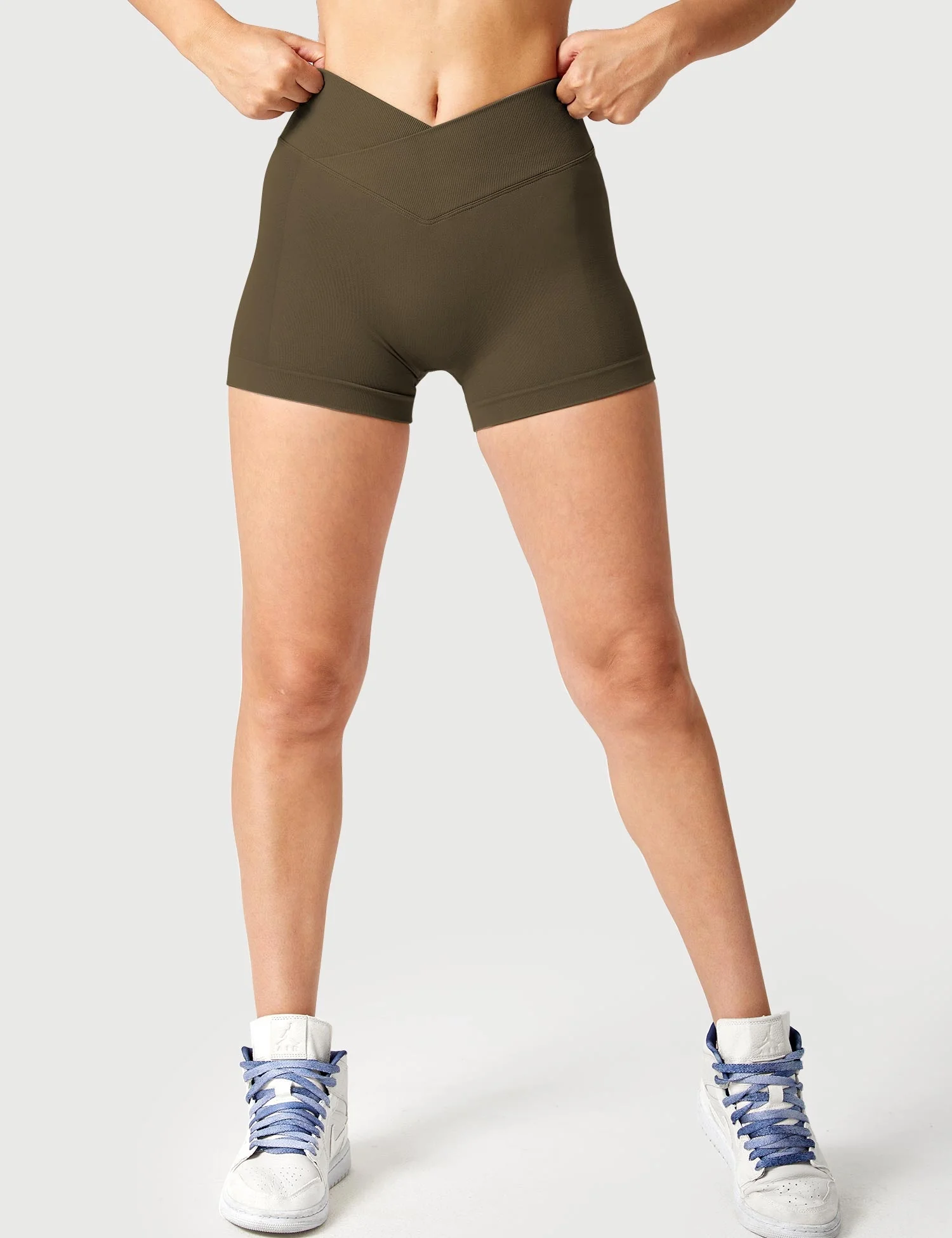 Yeoreo 3.6” Amplify V-Waistband Shorts - Image 27