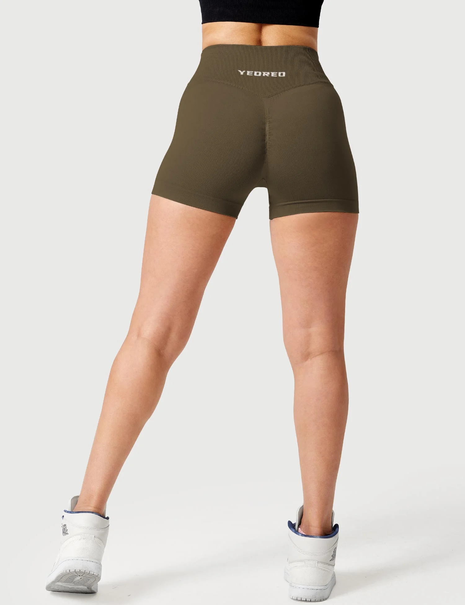 Yeoreo 3.6” Amplify V-Waistband Shorts - Image 29