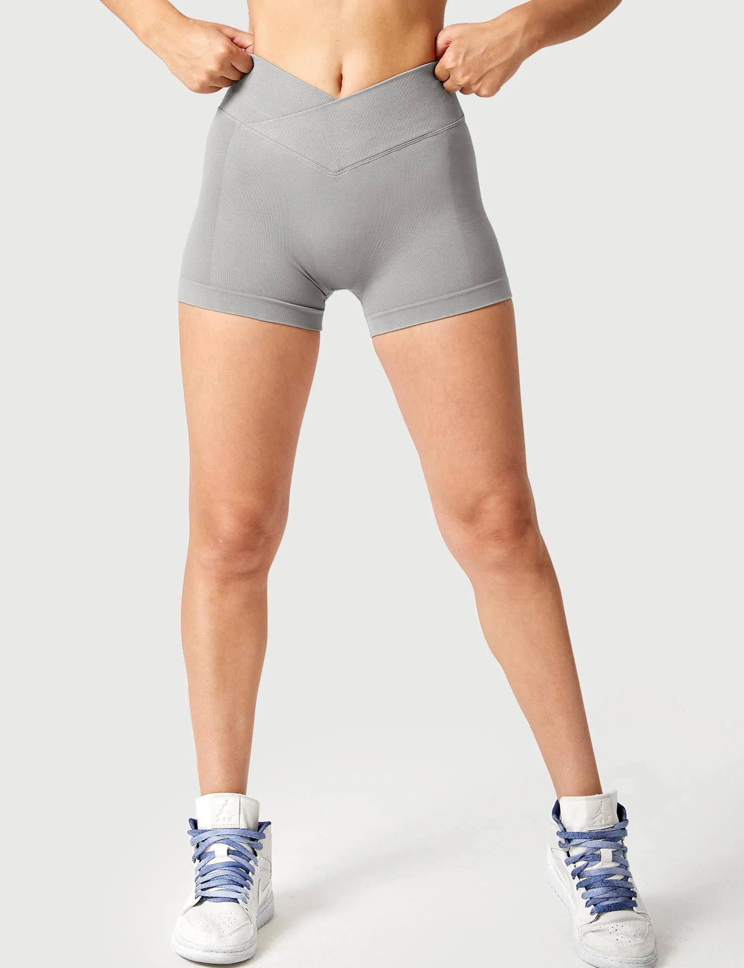 Yeoreo 3.6” Amplify V-Waistband Shorts - Image 33