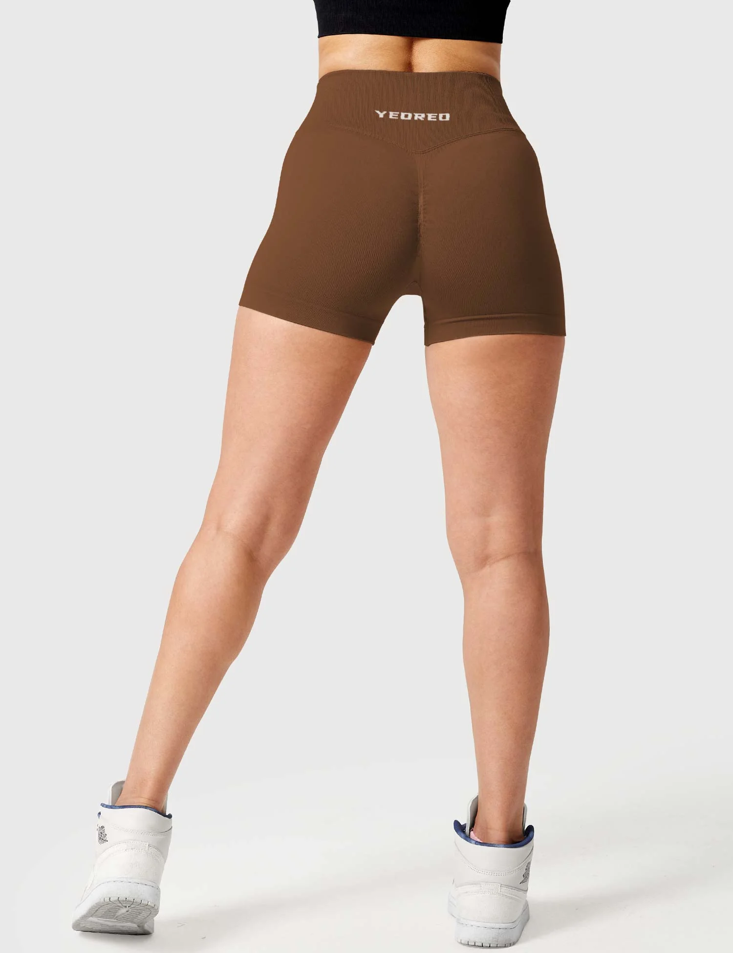 Yeoreo 3.6” Amplify V-Waistband Shorts - Image 77