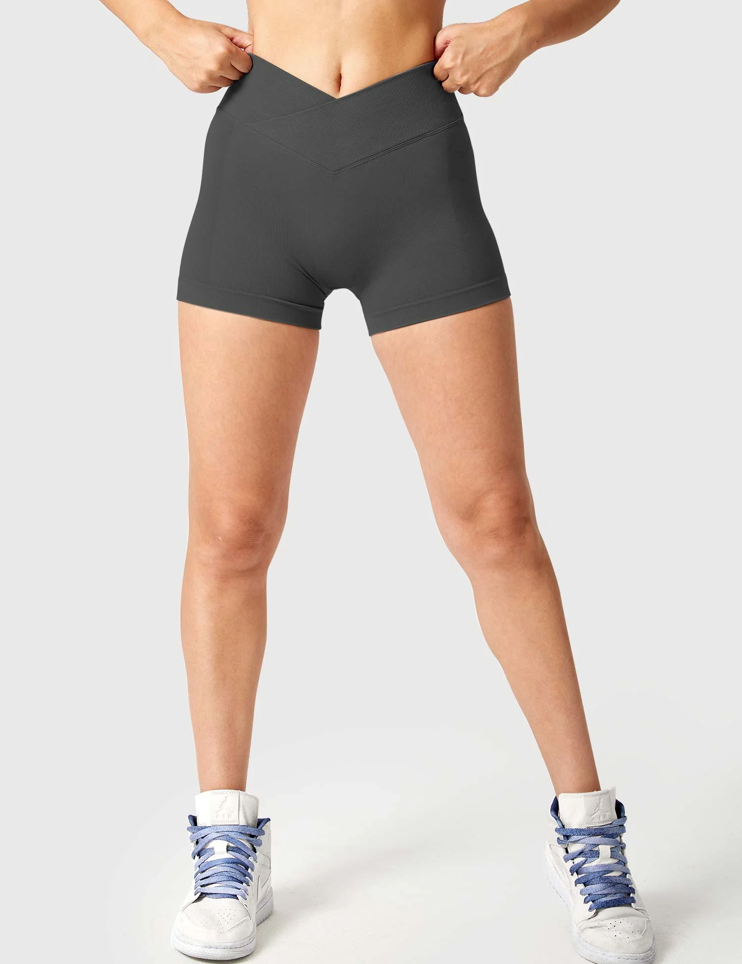 Yeoreo 3.6” Amplify V-Waistband Shorts - Image 81