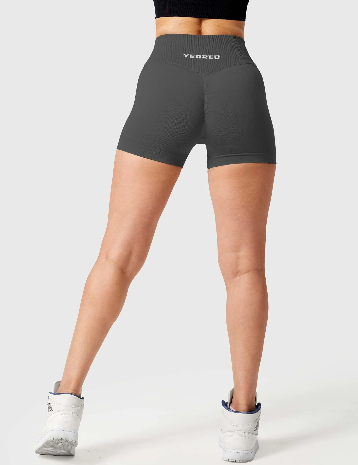 Yeoreo 3.6” Amplify V-Waistband Shorts - Image 83