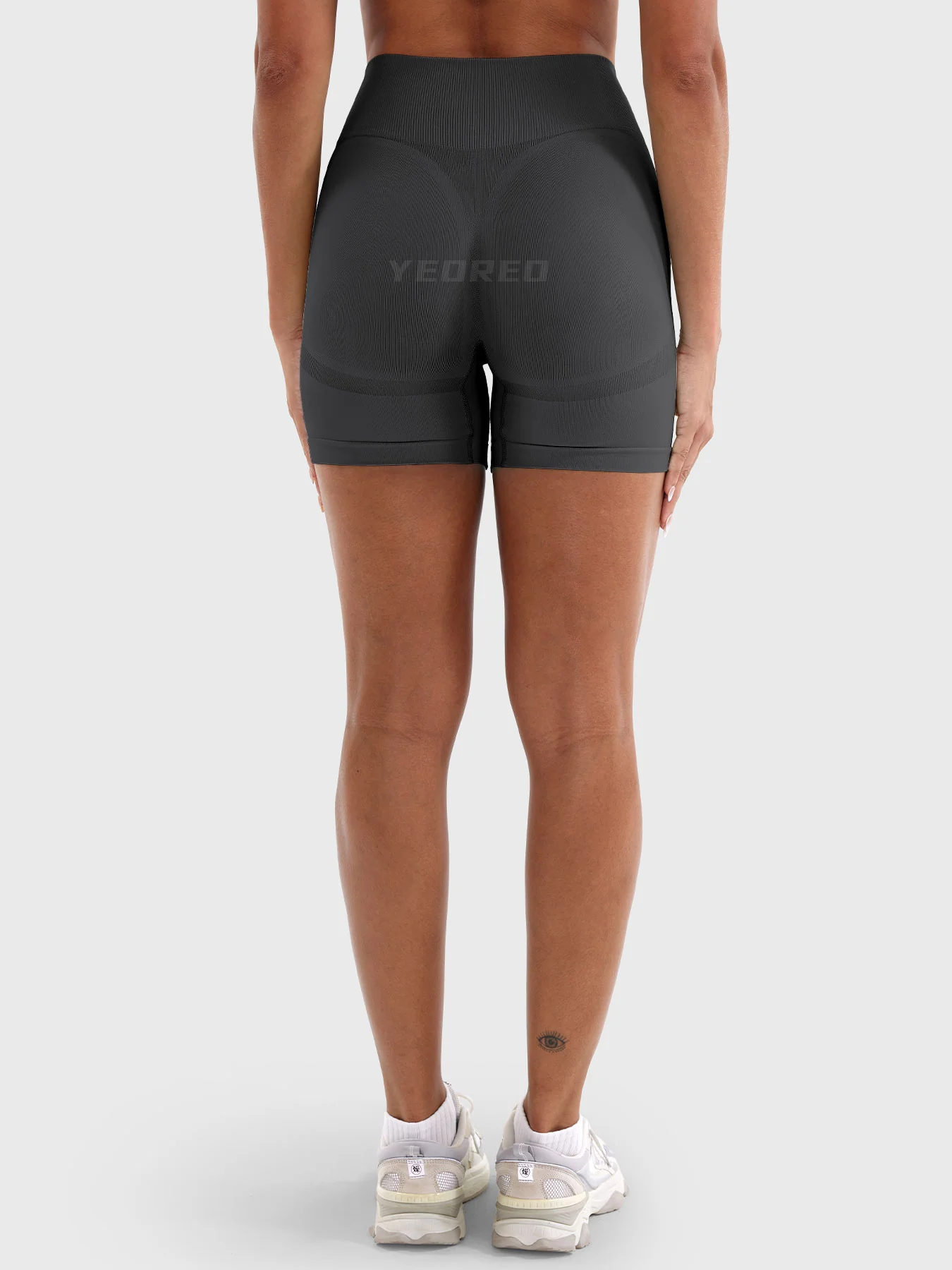 Yeoreo Lilliean SoftHue™ 4.5" Seamless Shorts - Image 7