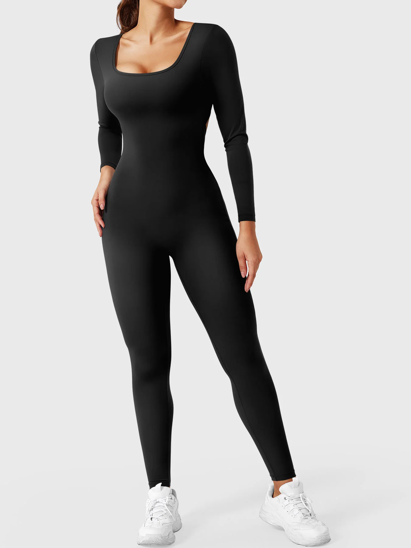 Yeoreo Lizvette V-Back Long Sleeves Jumpsuit - Image 10