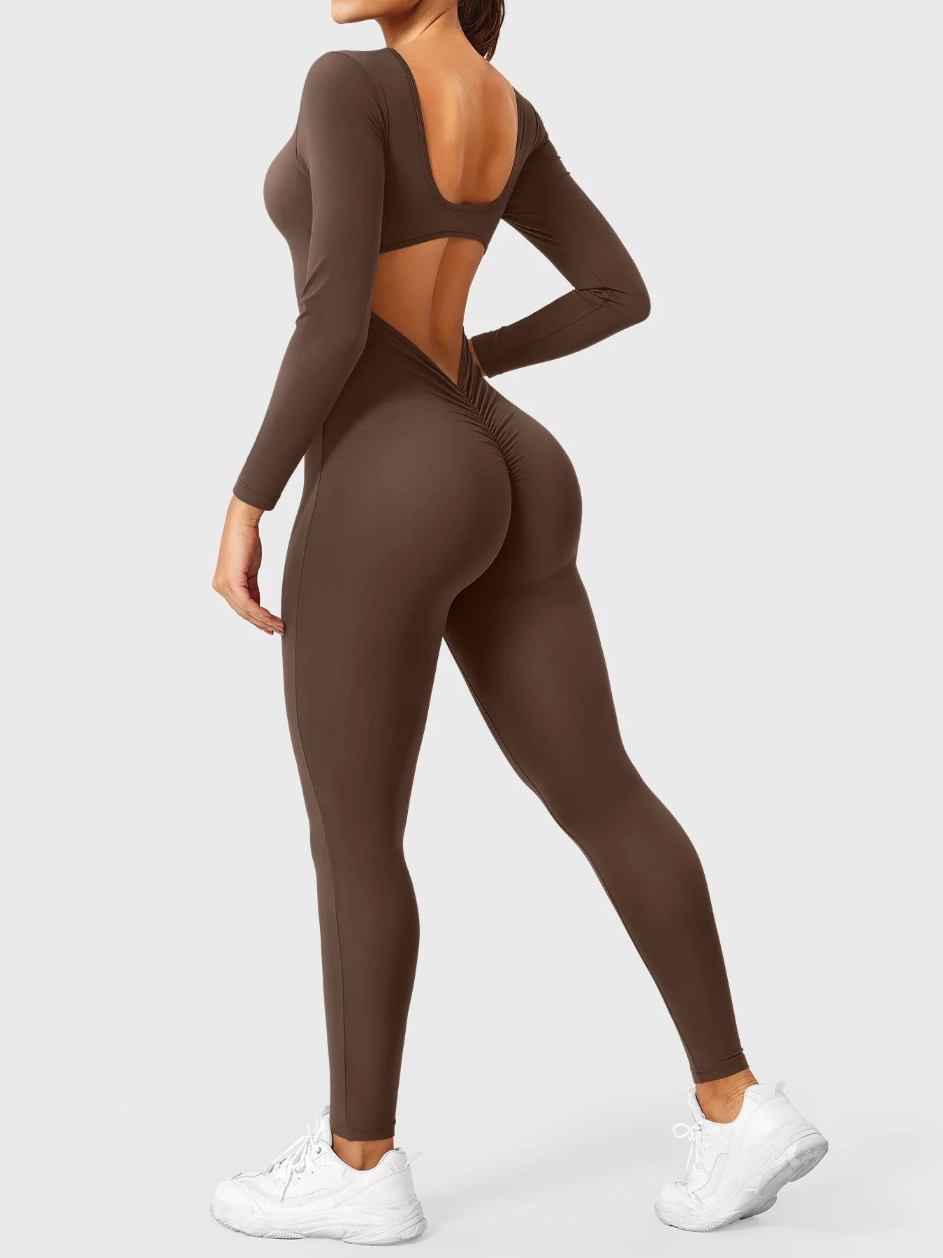 Yeoreo Lizvette V-Back Long Sleeves Jumpsuit - Image 13