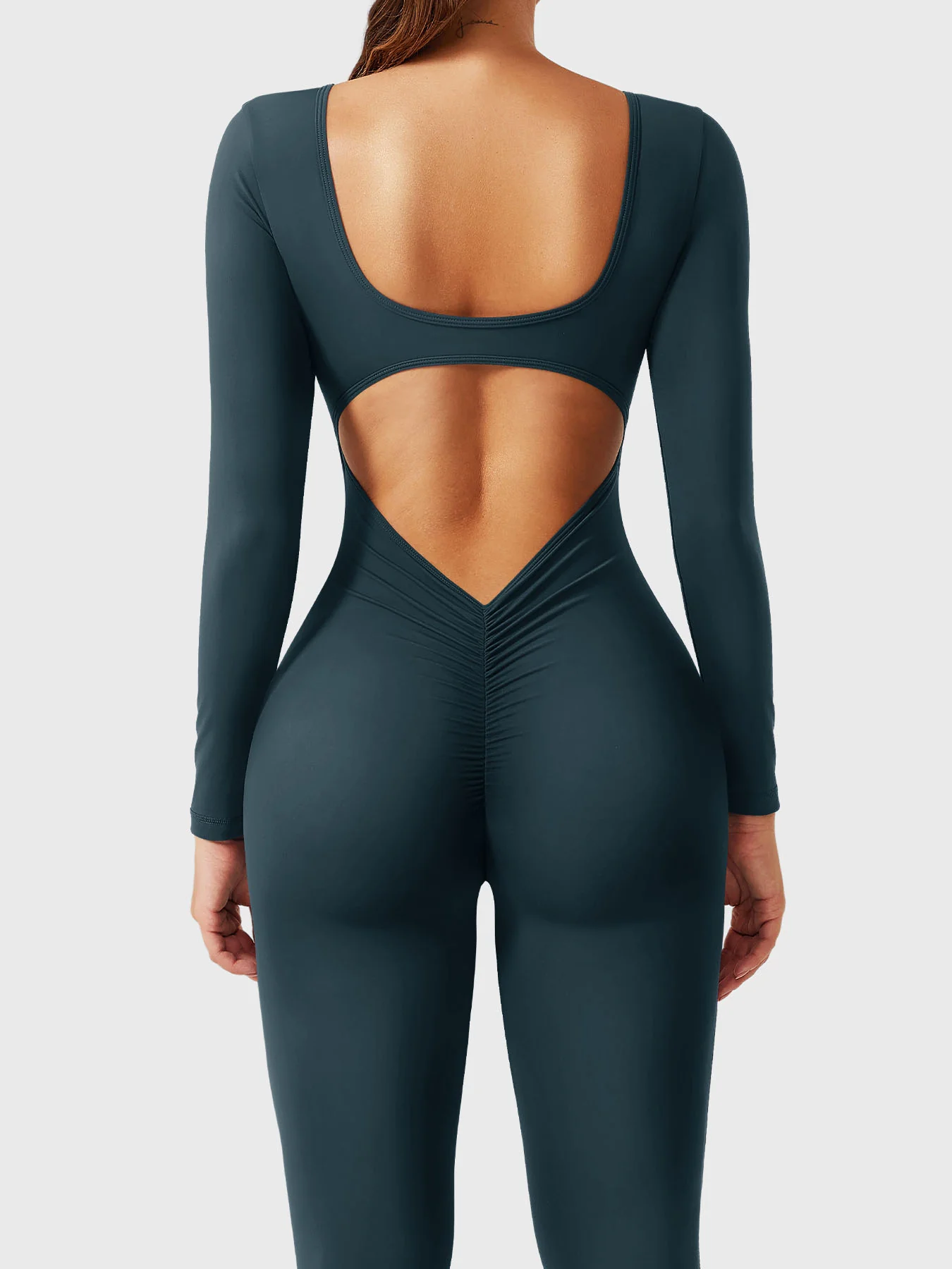 Yeoreo Lizvette V-Back Long Sleeves Jumpsuit - Image 36
