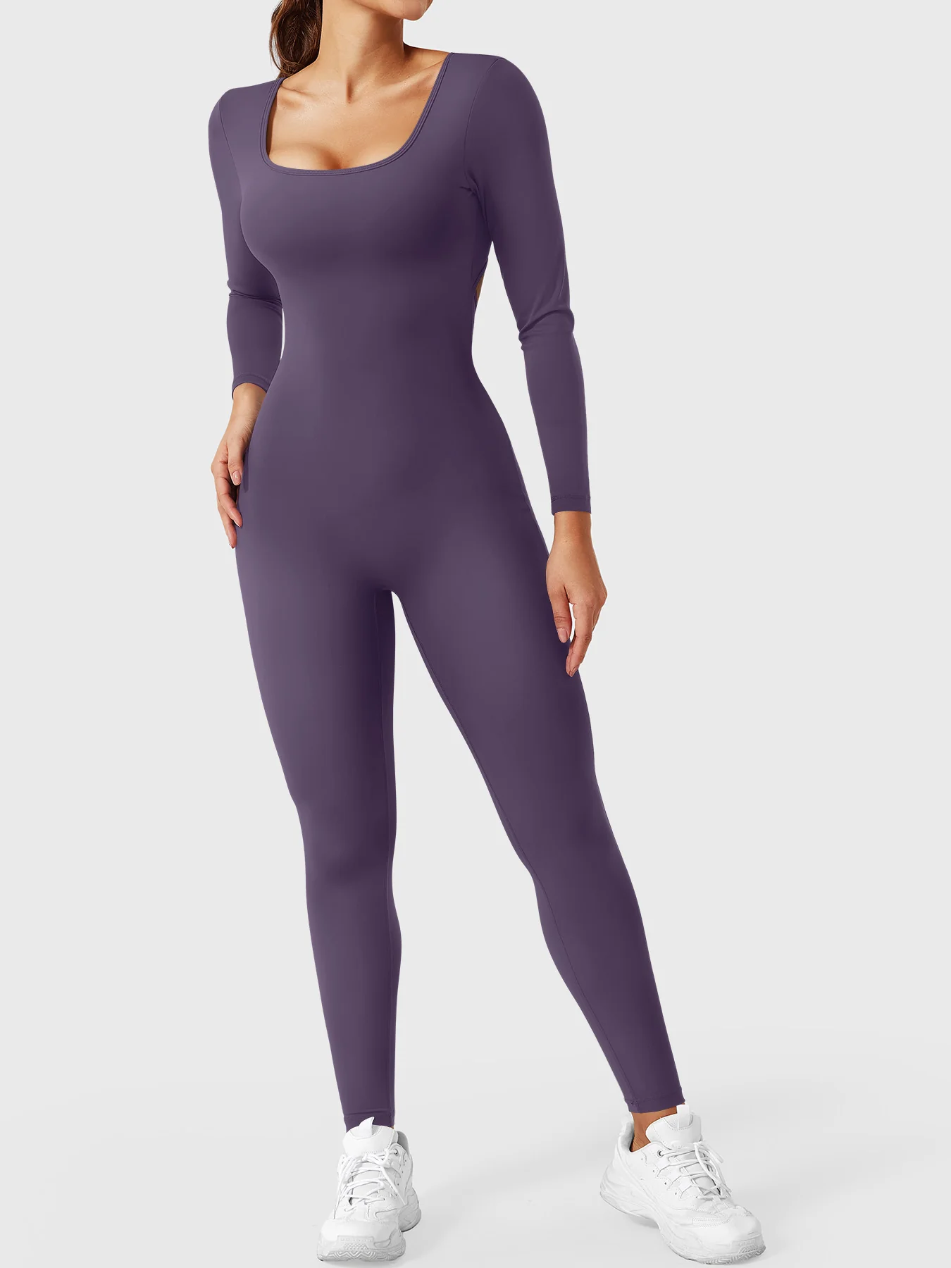 Yeoreo Lizvette V-Back Long Sleeves Jumpsuit - Image 46