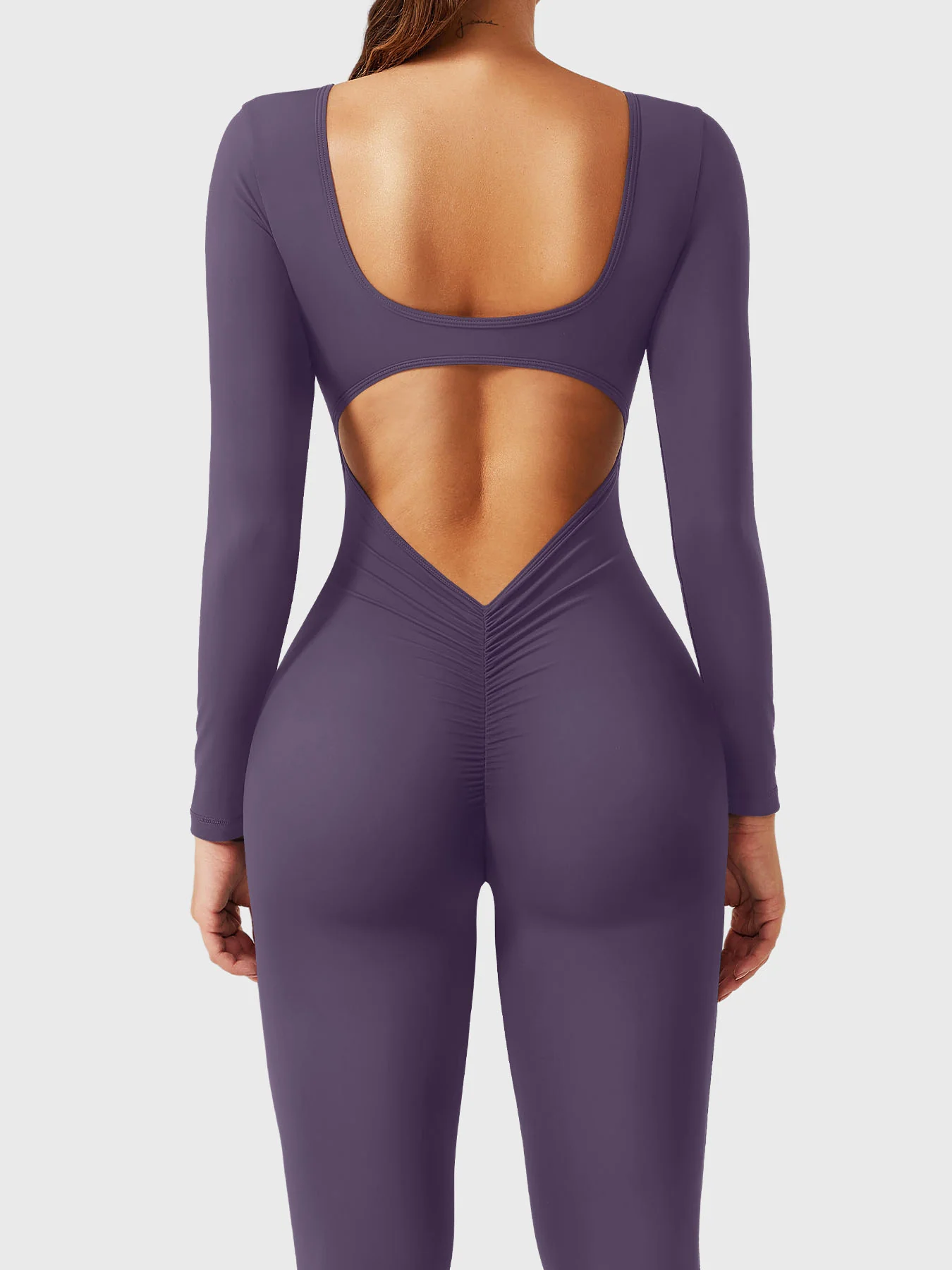 Yeoreo Lizvette V-Back Long Sleeves Jumpsuit - Image 48