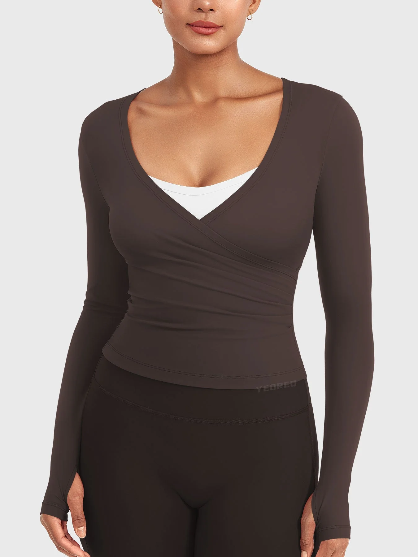 Yeoreo Minniy V Neck Long Sleeve Top - Image 11