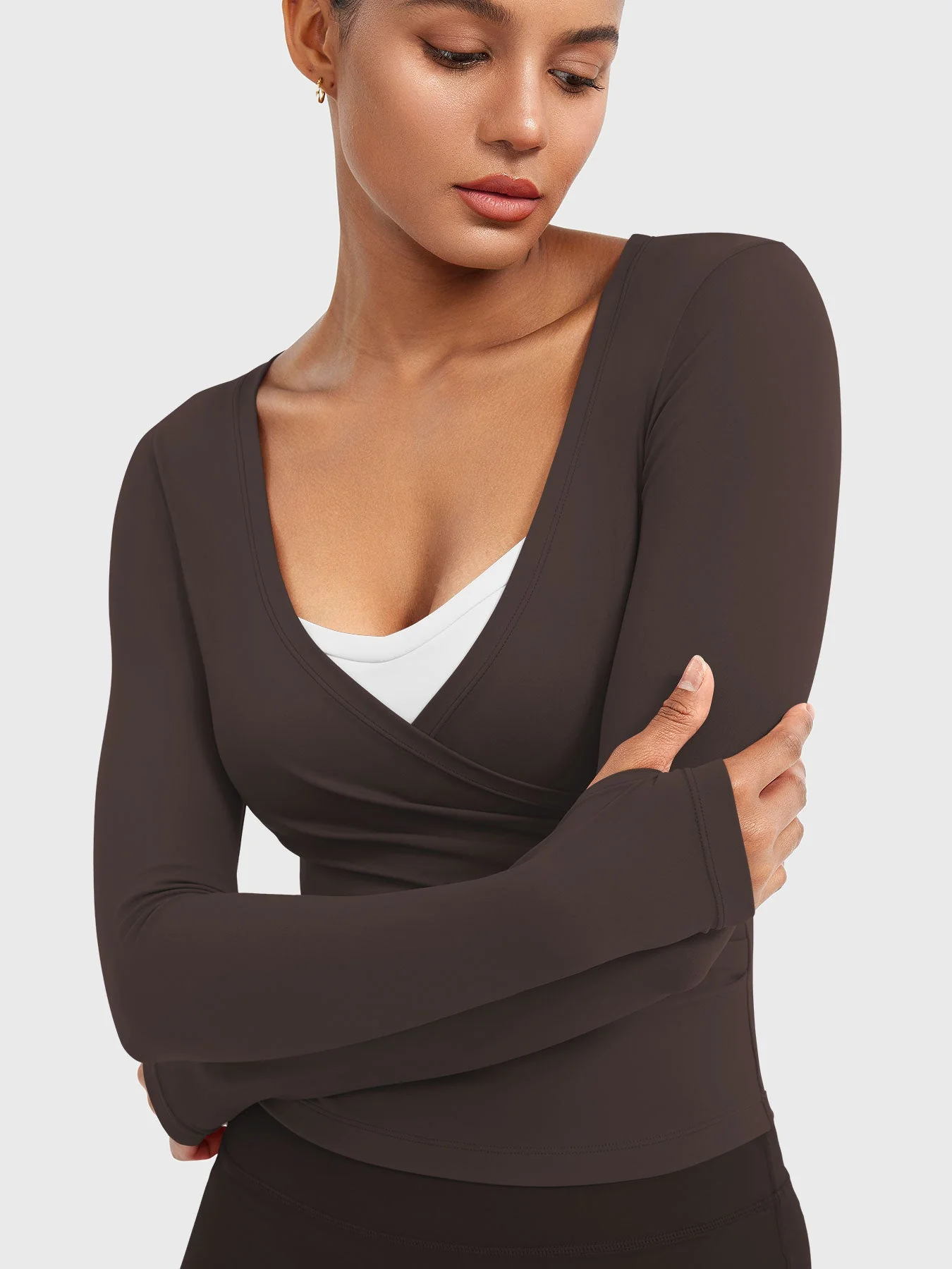 Yeoreo Minniy V Neck Long Sleeve Top - Image 14
