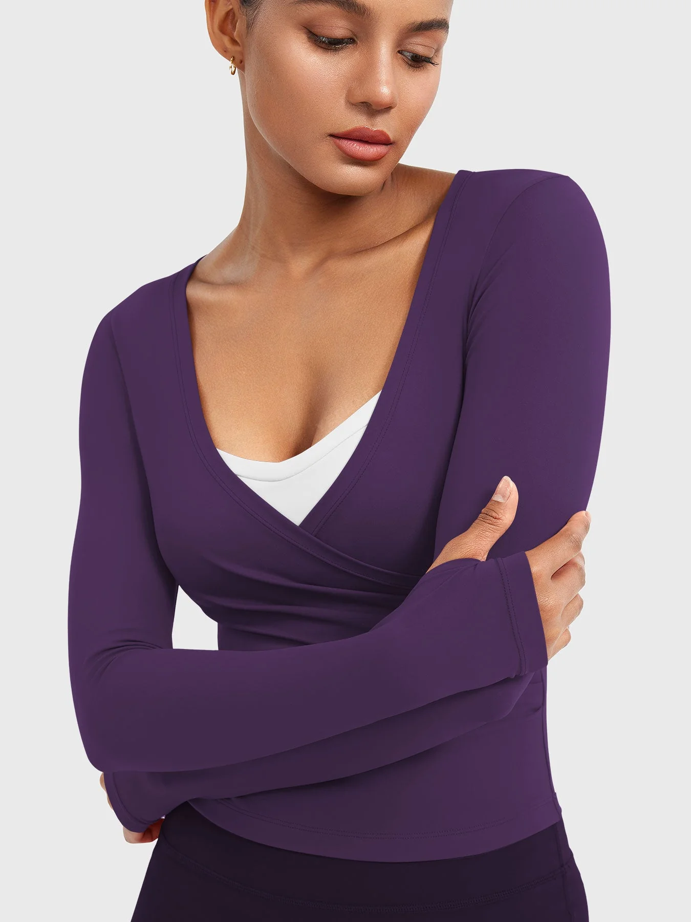 Yeoreo Minniy V Neck Long Sleeve Top - Image 19