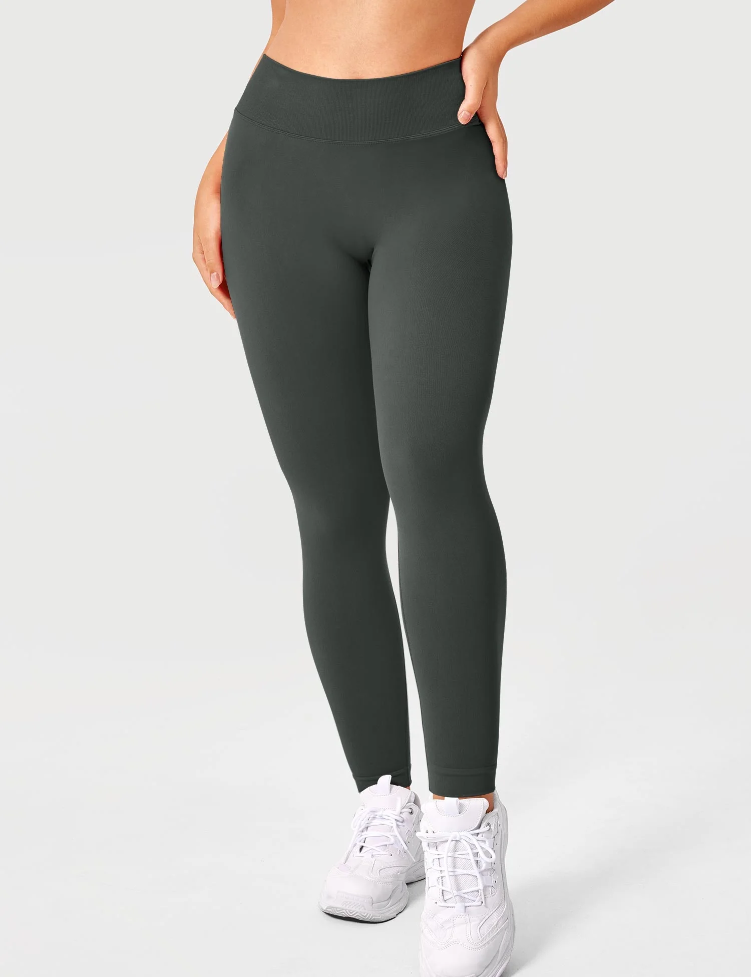 Yeoreo V-back Alexi Leggings - Image 10