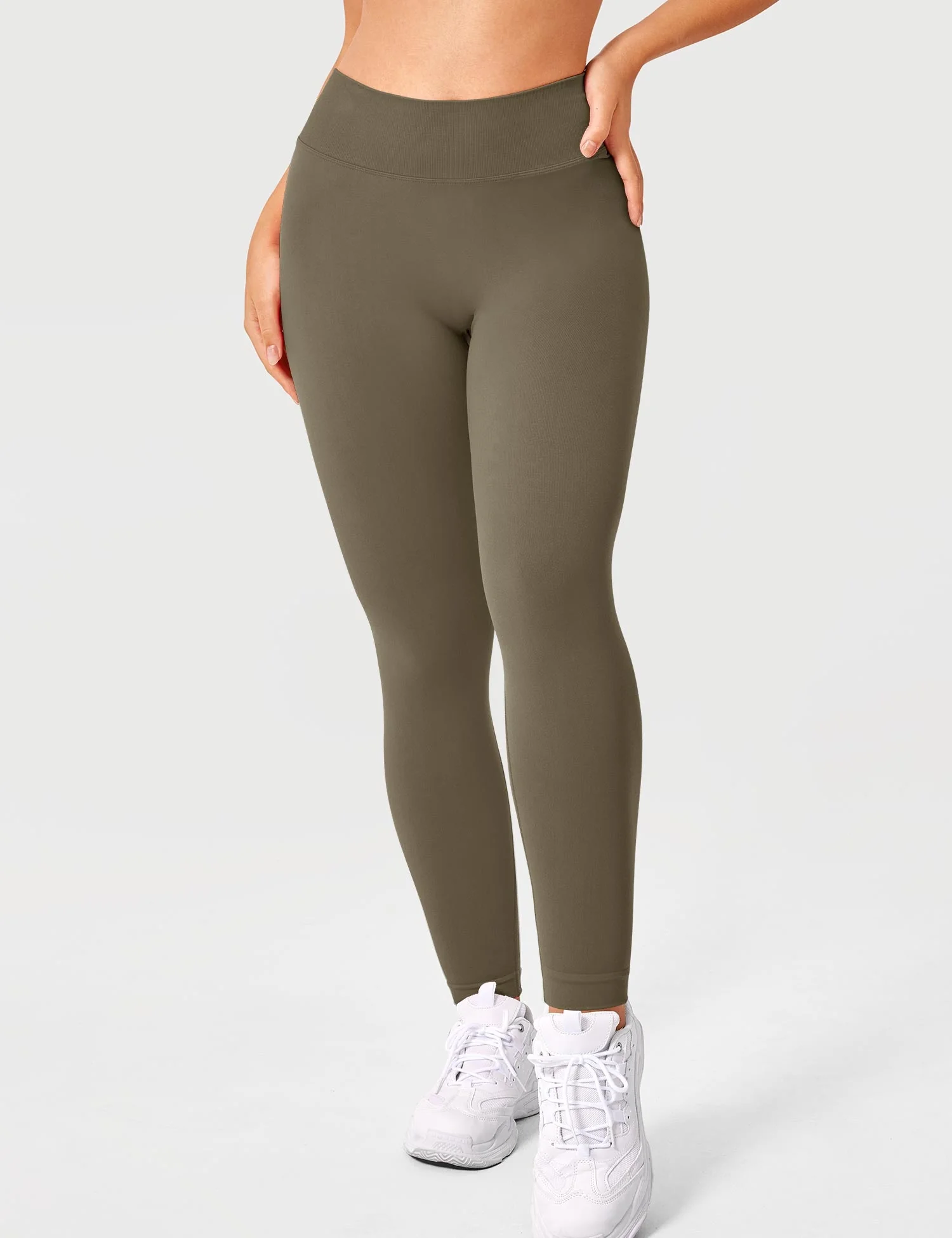 Yeoreo V-back Alexi Leggings - Image 16