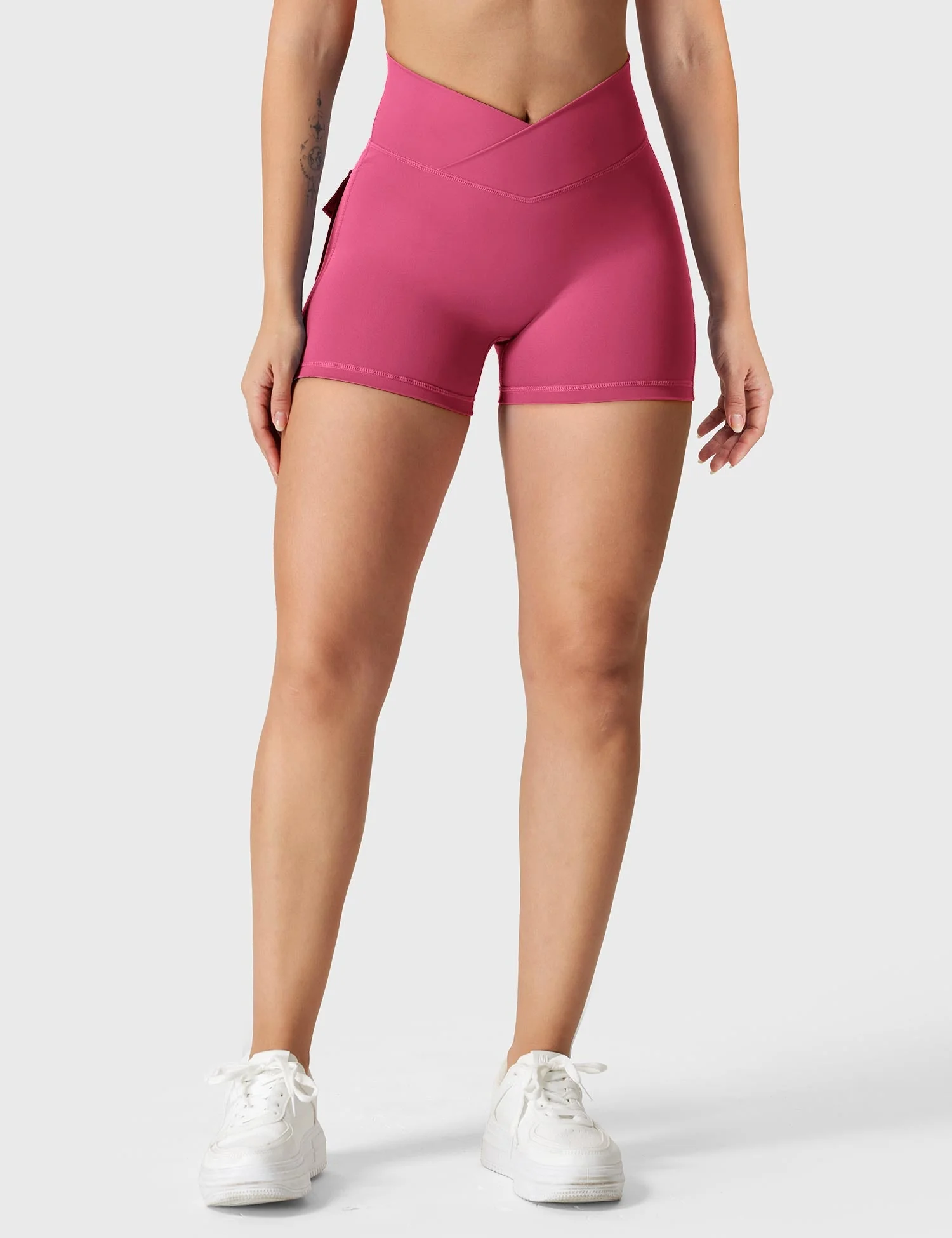 Yeoreo Charm CoreFlex™ V-Waistband 4.5" Shorts - Image 48