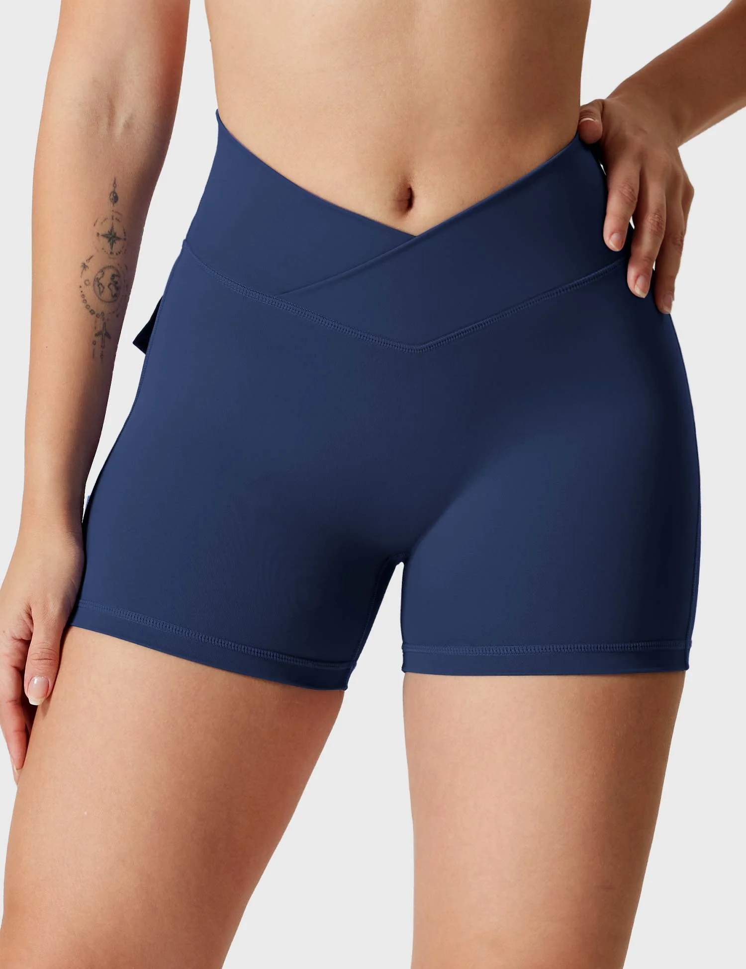 Yeoreo Charm CoreFlex™ V-Waistband 4.5" Shorts - Image 62