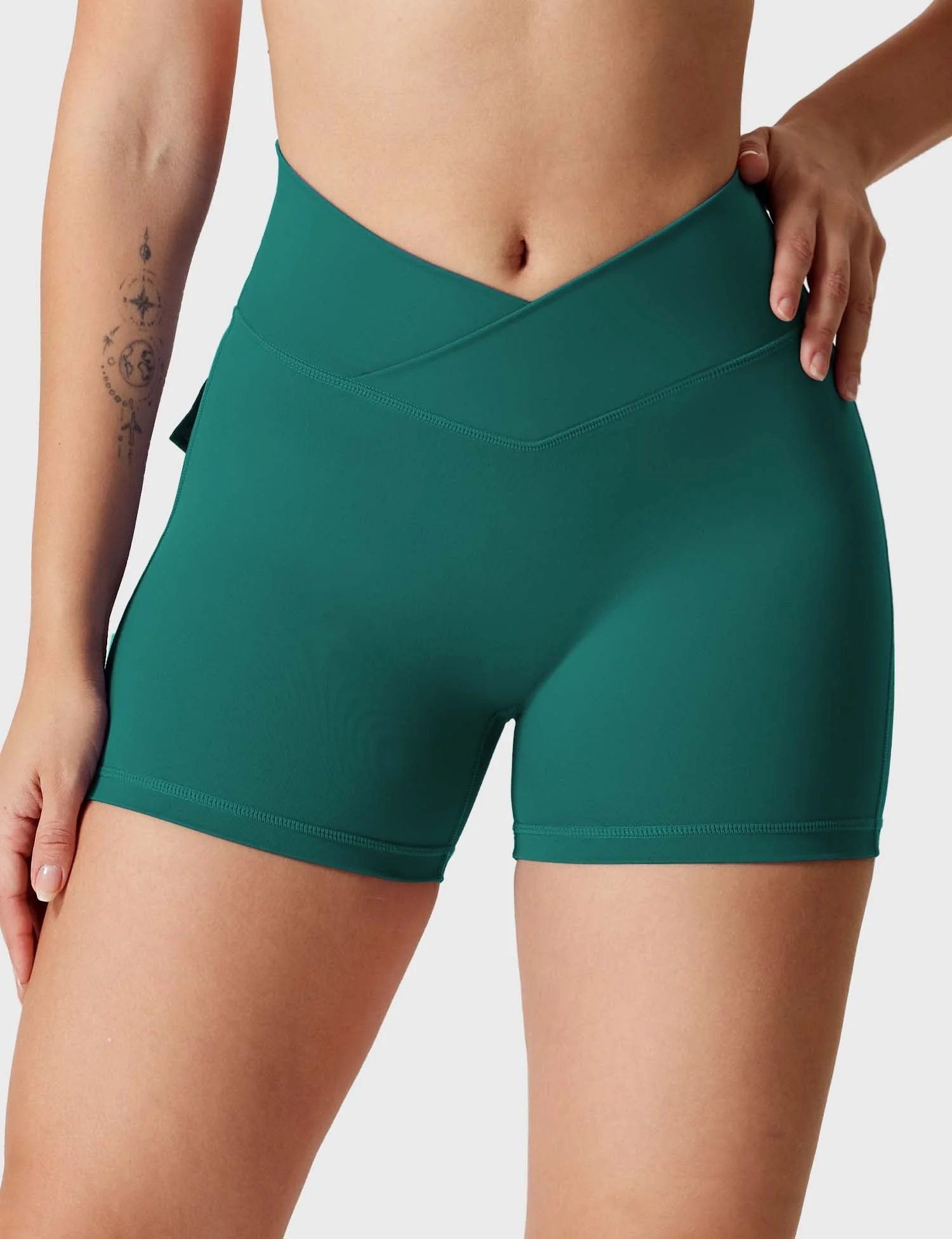 Yeoreo Charm CoreFlex™ V-Waistband 4.5" Shorts - Image 80