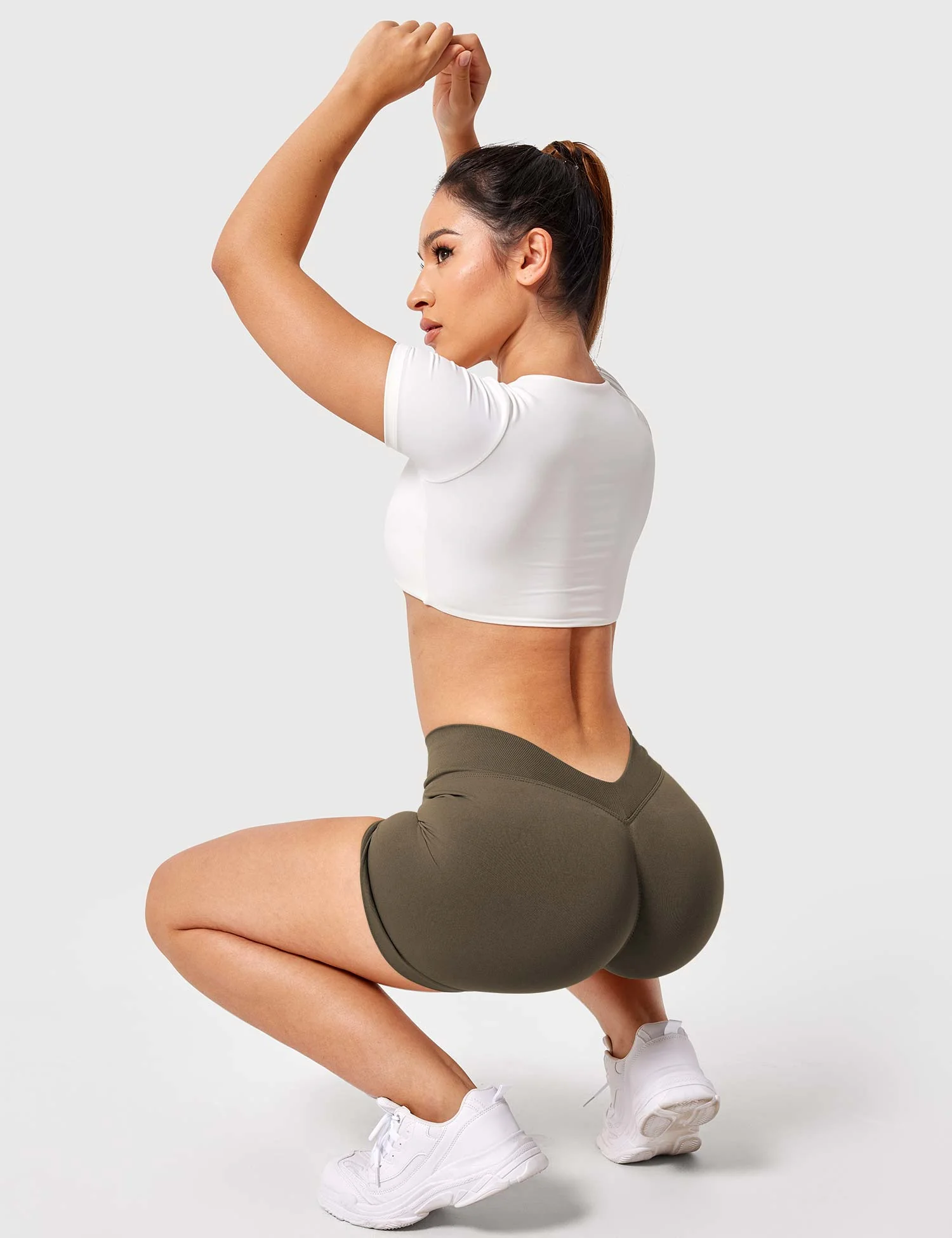 Yeoreo V Cross Liz Seamless Shorts 3.6" - Image 18