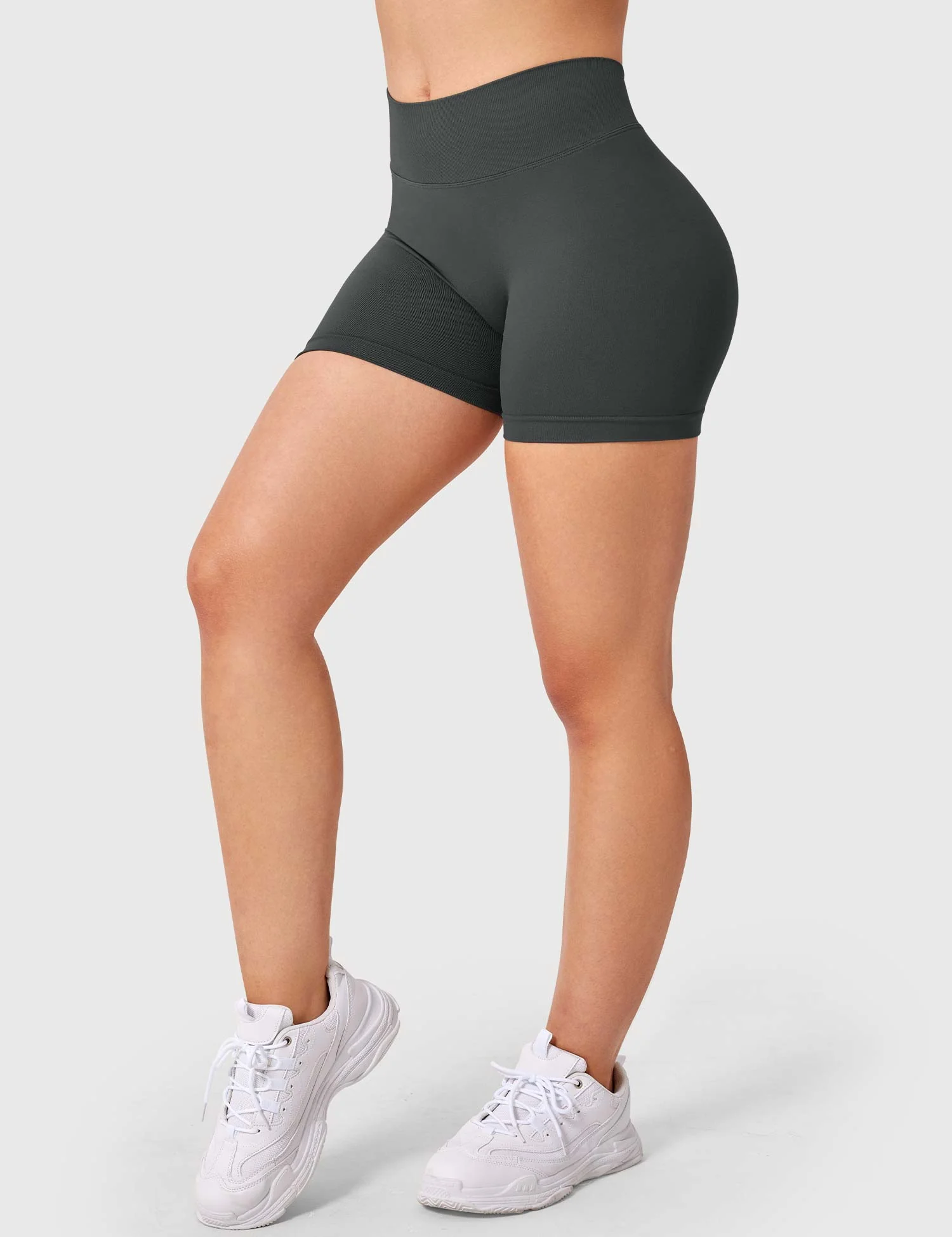 Yeoreo V Cross Liz Seamless Shorts 3.6" - Image 20