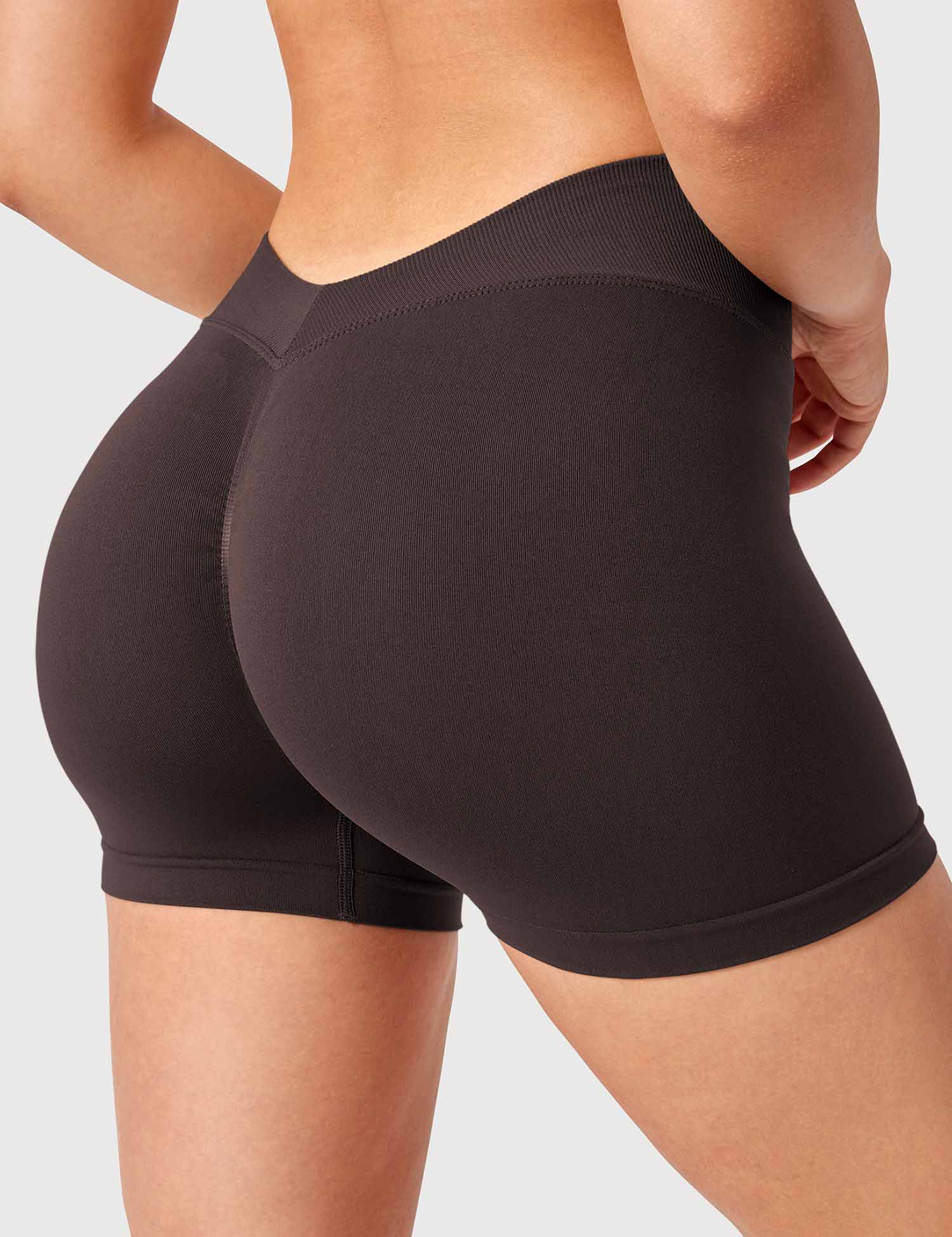 Yeoreo V Cross Liz Seamless Shorts 3.6" - Image 46