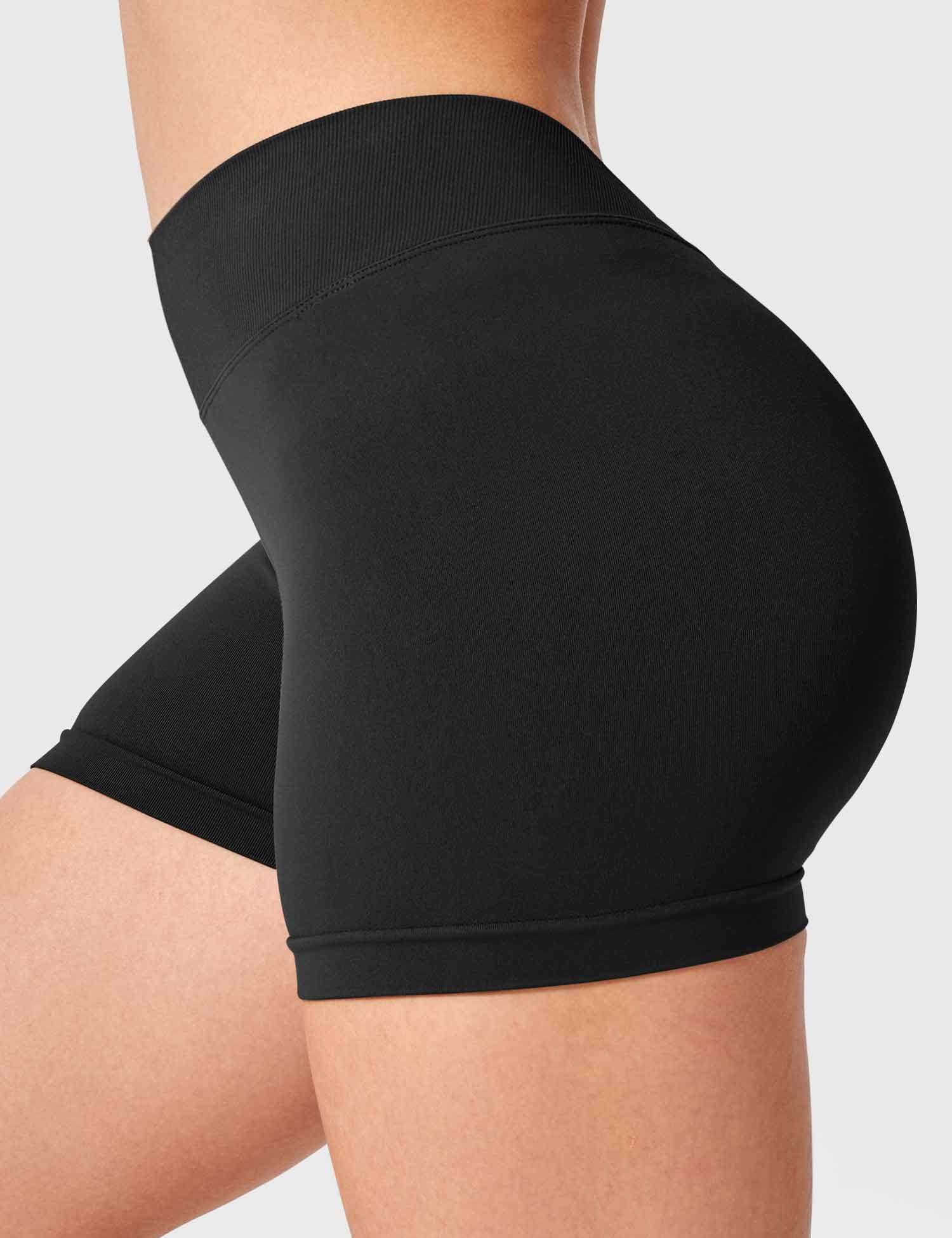 Yeoreo V Cross Liz Seamless Shorts 3.6" - Image 5