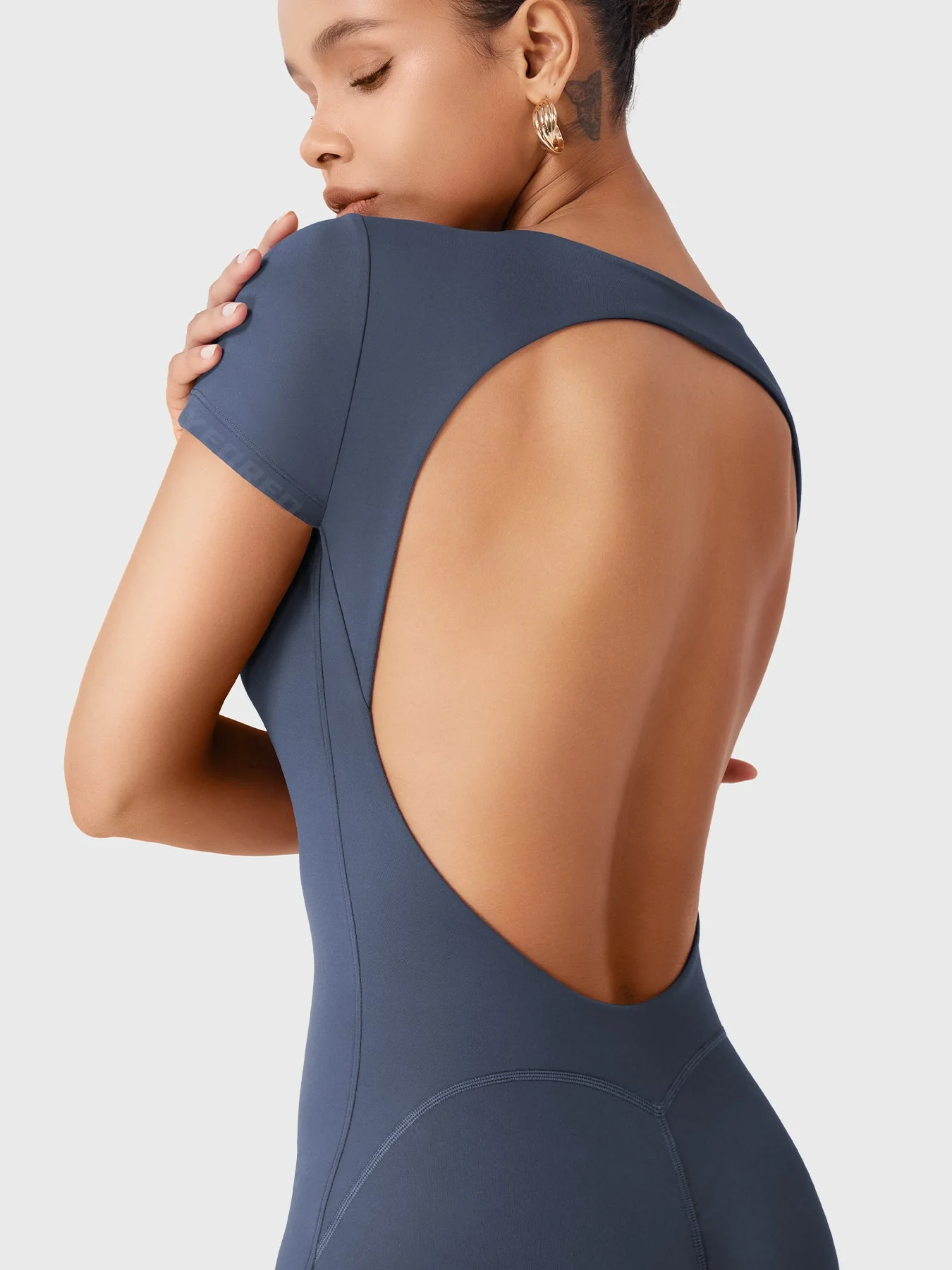 Yeoreo Xylia Open Back Romper - Image 20